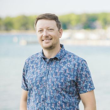 Portrait of Slava Mykhayls, Sales Agent